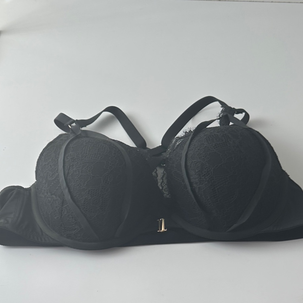 Cacique Black Lace Bra Boost Plunge